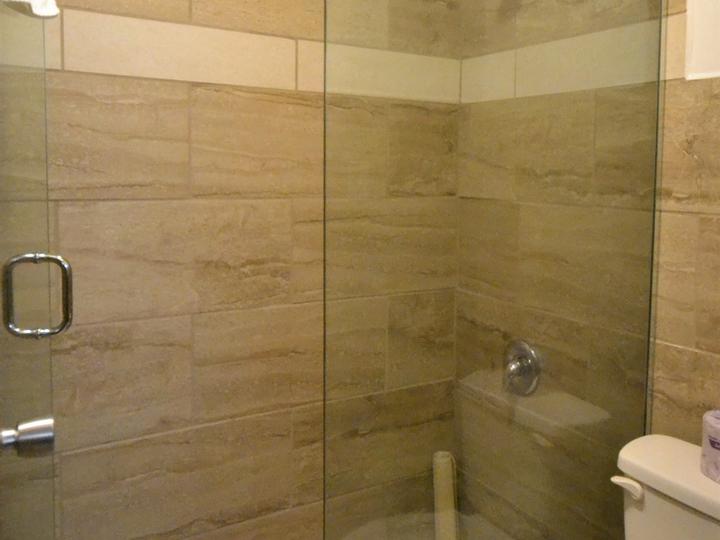 Newmarket Inn | East Gwillimbury, Ontario, L9N 0J2 | 7