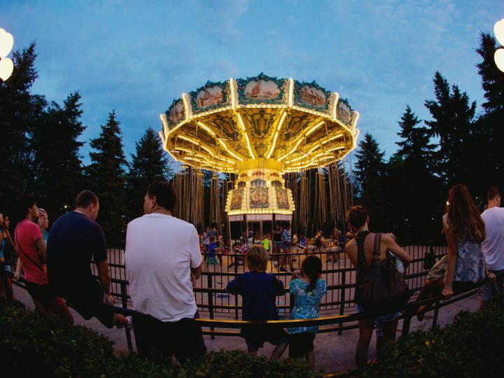 Newmarket Inn | East Gwillimbury, Ontario, L9N 0J2 | 3