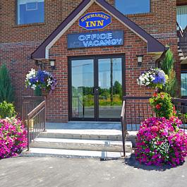 Front entrance to Newmarket Inn with steps