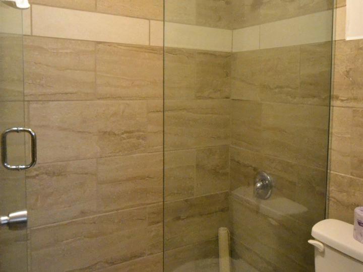 Newmarket Inn | East Gwillimbury, Ontario, L9N 0J2 | 27