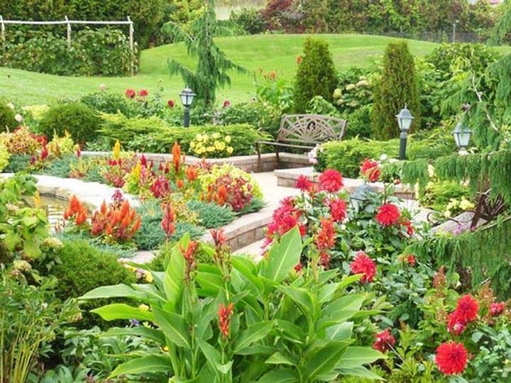 Newmarket Inn | East Gwillimbury, Ontario, L9N 0J2 | 4